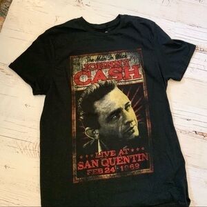 Johnny Cash live in 1969 graphic T-shirt M
